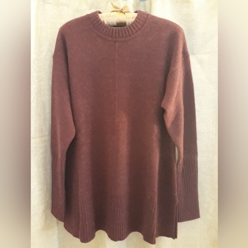 Isaac Mizrahi Deep Burgundy Cashmere Sweater